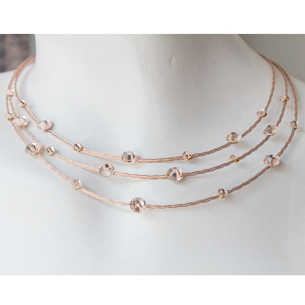 Enchanting Women's Necklace 8389: Silk/ Rose